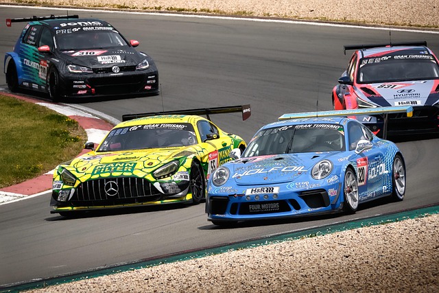 1亿英镑 1亿英镑