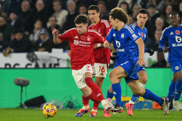 露了市场中 露了市场中