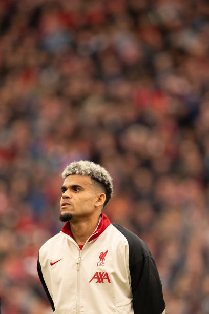 C罗持续展 C罗持续展